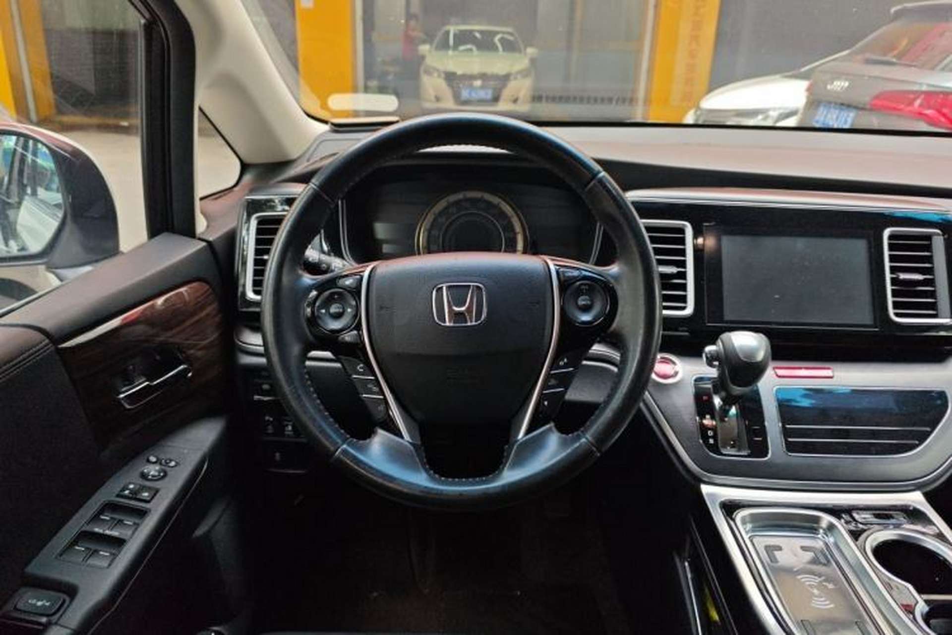 Used Honda Elysion 2016 2.4L Luxury Edition Steering Wheel