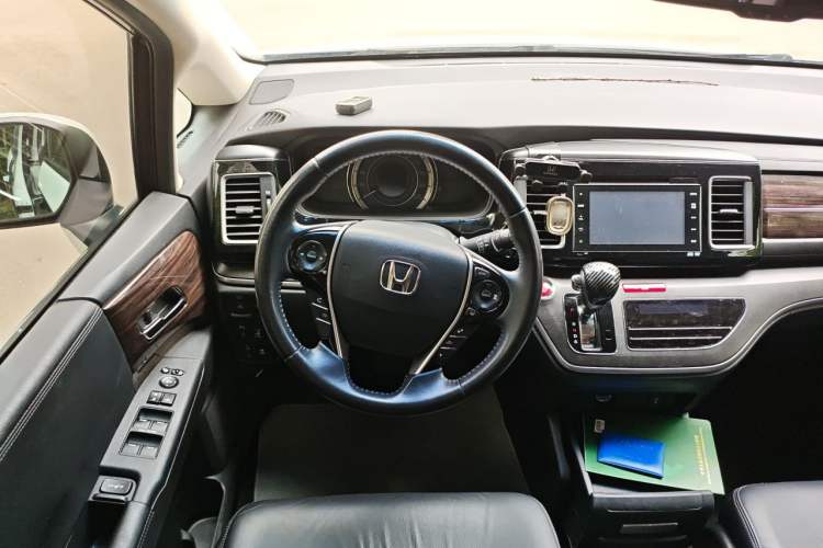 Used Honda Elysion 2016 2.4L Supreme Edition Steering Wheel