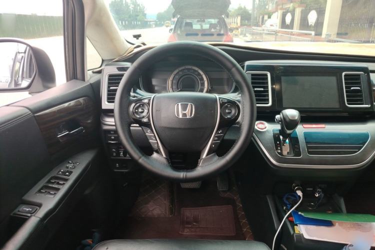 Used Honda Elysion 2016 2.4L Luxury Edition Steering Wheel