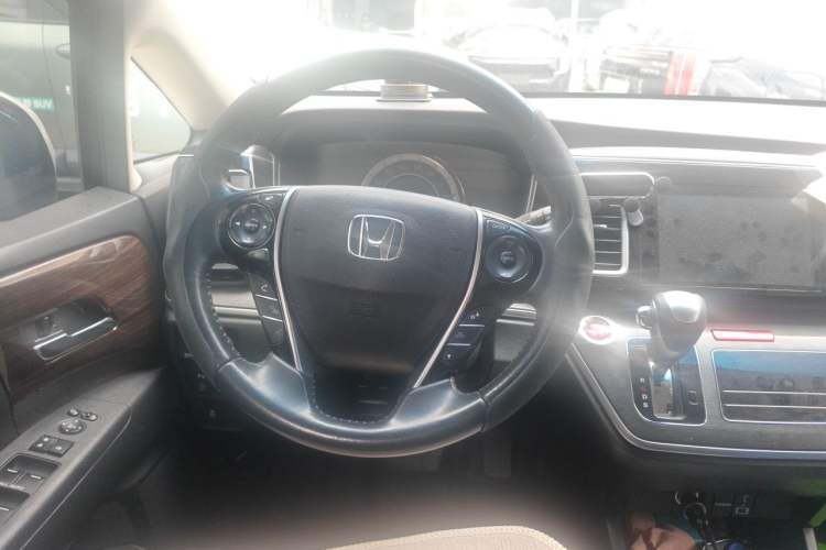 Used Honda Elysion 2016 2.4L Luxury Edition Steering Wheel