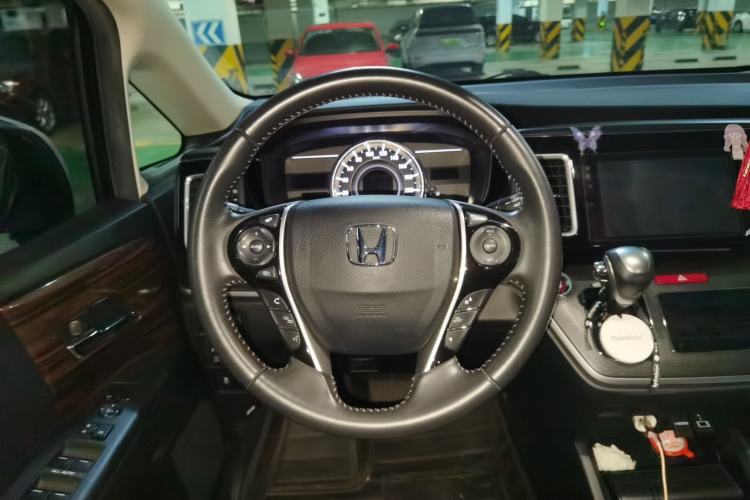 Used Honda Elysion 2016 2.4L Luxury Edition Steering Wheel