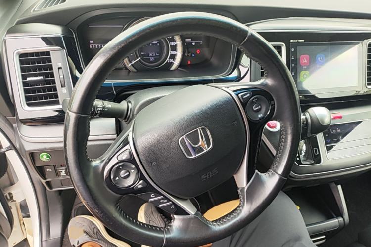 Used Honda Elysion 2016 2.4L Style Edition Steering Wheel