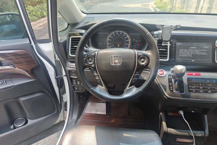 Used Honda Elysion 2016 2.4L Luxury Edition Steering Wheel