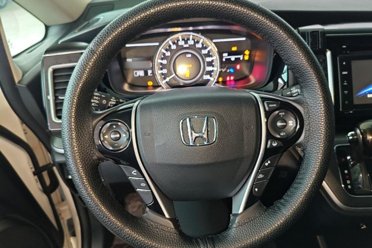 Used Honda Elysion 2016 2.4L Supreme Edition Steering Wheel