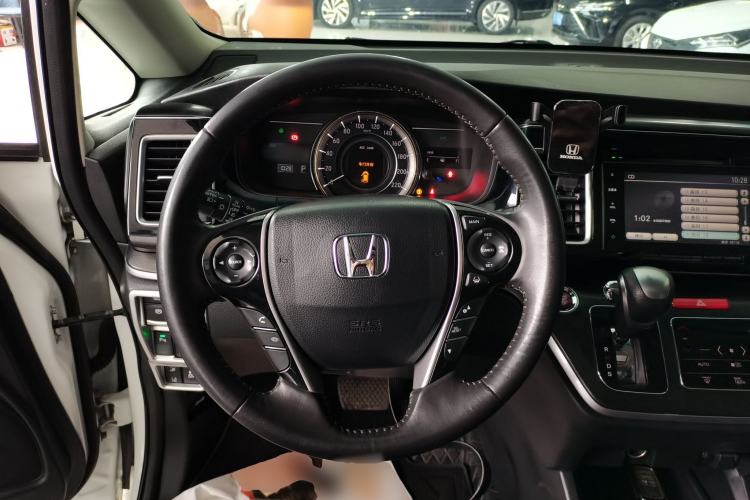 Used Honda Elysion 2016 2.4L Supreme Edition Steering Wheel