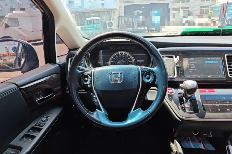 Used Honda Elysion 2016 2.4L Style Edition Steering Wheel