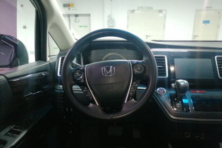 Used Honda Elysion 2016 2.4L Luxury Edition Steering Wheel