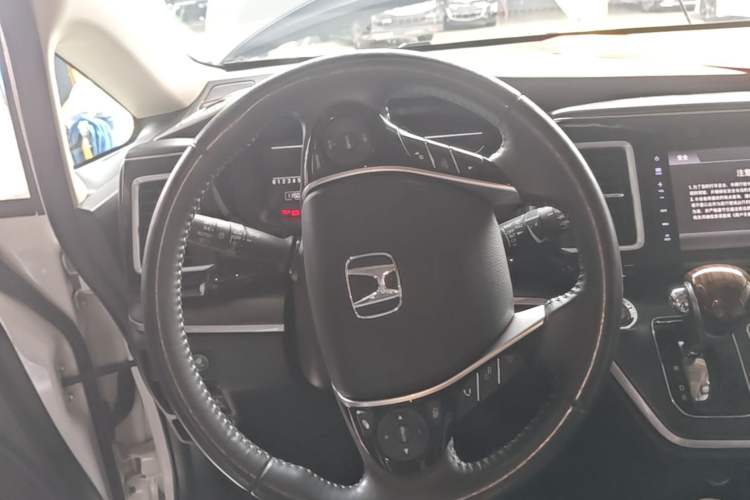 Used Honda Elysion 2016 2.4L Luxury Edition Steering Wheel