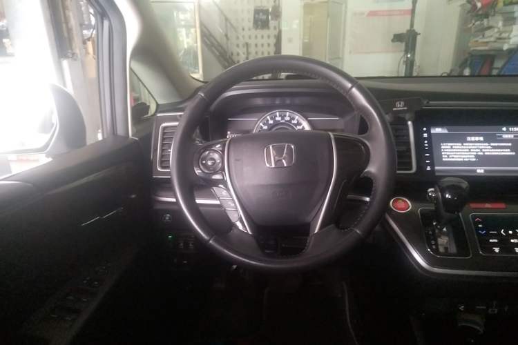Used Honda Elysion 2016 2.4L Classic Edition Steering Wheel