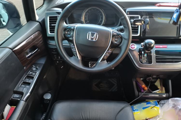 Used Honda Elysion 2016 2.4L Luxury Edition Steering Wheel