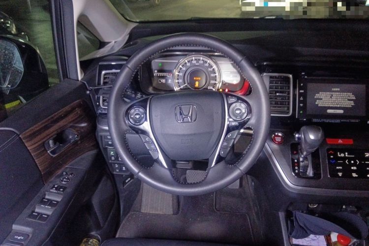Used Honda Elysion 2016 2.4L Supreme Edition Steering Wheel