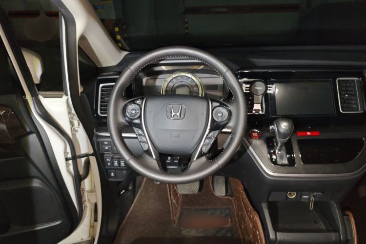 Used Honda Elysion 2016 2.4L Luxury Edition Steering Wheel