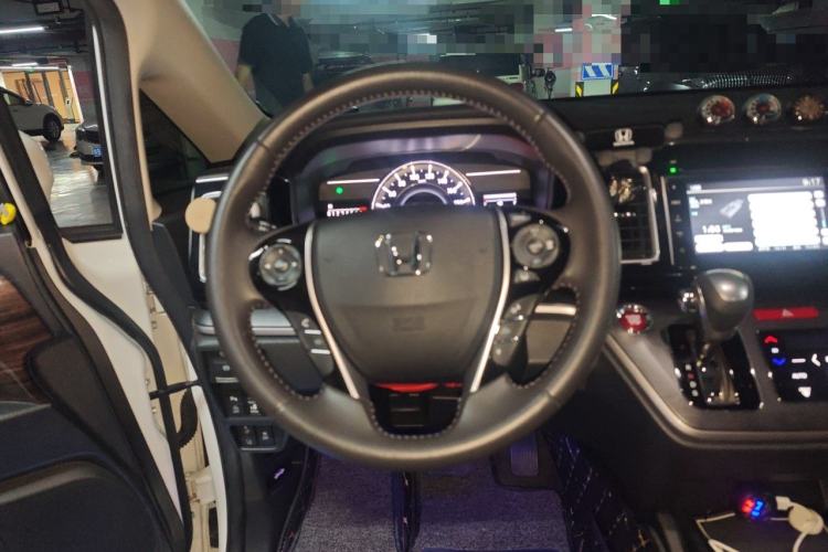 Used Honda Elysion 2016 2.4L Supreme Edition Steering Wheel