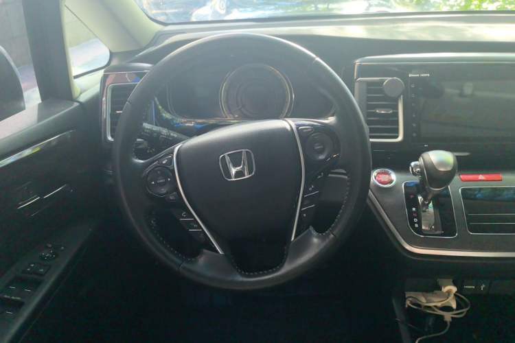 Used Honda Elysion 2016 2.4L Luxury Edition Steering Wheel