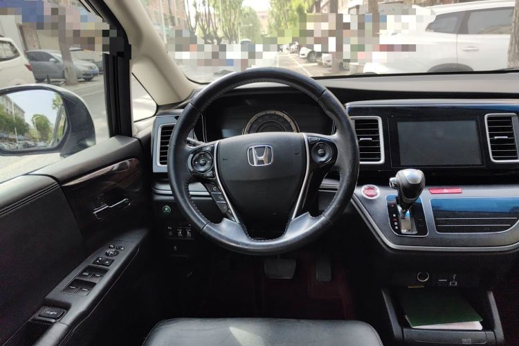 Used Honda Elysion 2016 2.4L Style Edition Steering Wheel