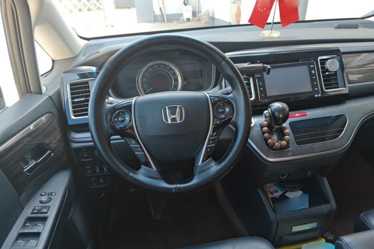 Used Honda Elysion 2016 2.4L Supreme Edition Steering Wheel