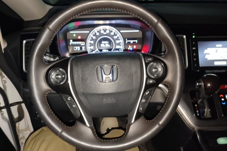 Used Honda Elysion 2016 2.4L Supreme Edition Steering Wheel