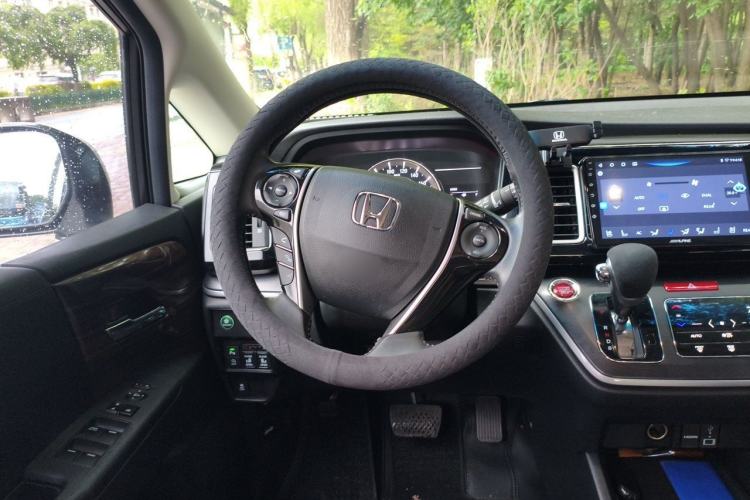 Used Honda Elysion 2016 2.4L Comfort Edition Steering Wheel