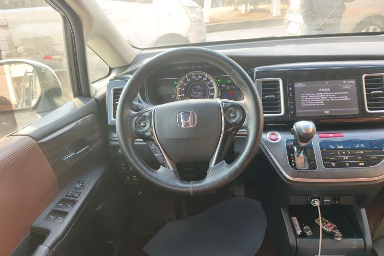 Used Honda Elysion 2016 2.4L Comfort Edition Steering Wheel