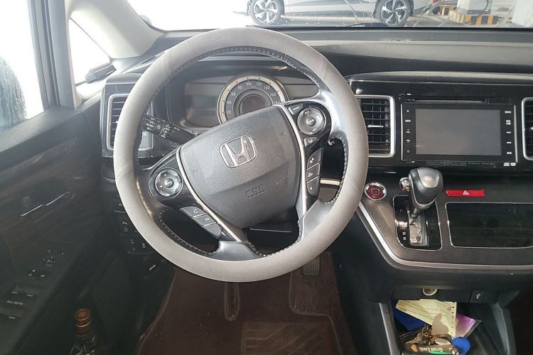 Used Honda Elysion 2016 2.4L Supreme Edition Steering Wheel