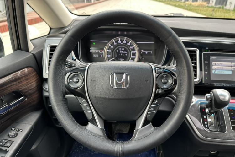 Used Honda Elysion 2016 2.4L Supreme Edition Steering Wheel