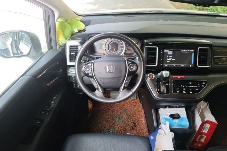 Used Honda Elysion 2016 2.4L Luxury Edition Steering Wheel