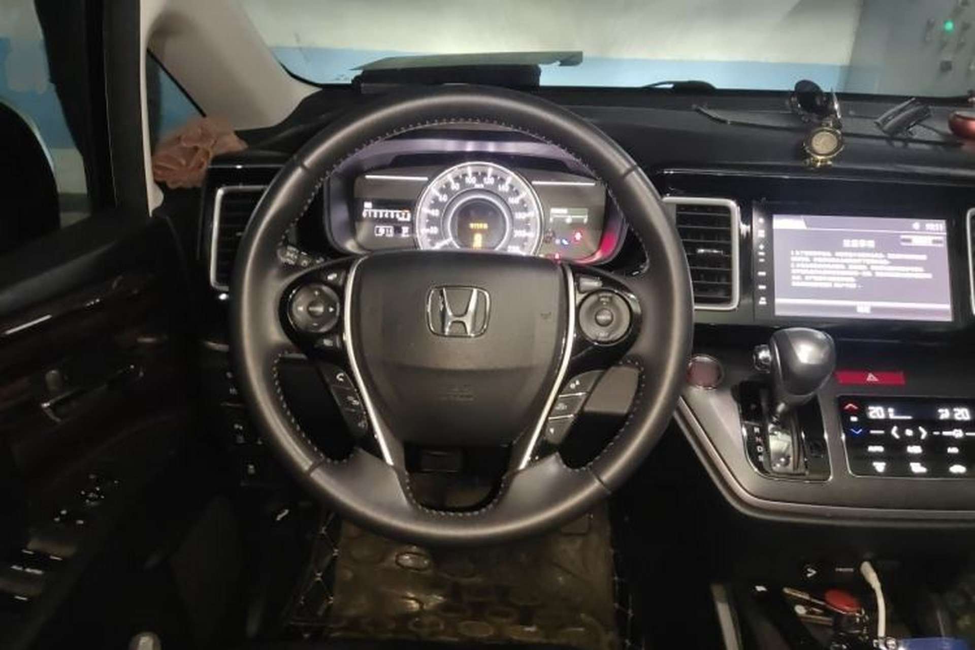 Used Honda Elysion 2016 2.4L Luxury Edition Steering Wheel