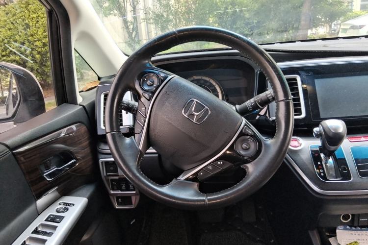 Used Honda Elysion 2016 2.4L Luxury Edition Steering Wheel