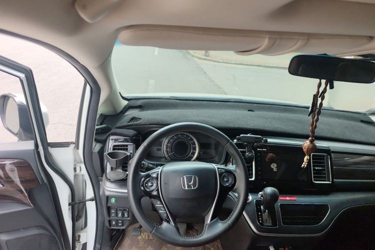 Used Honda Elysion 2016 2.4L Comfort Edition Steering Wheel