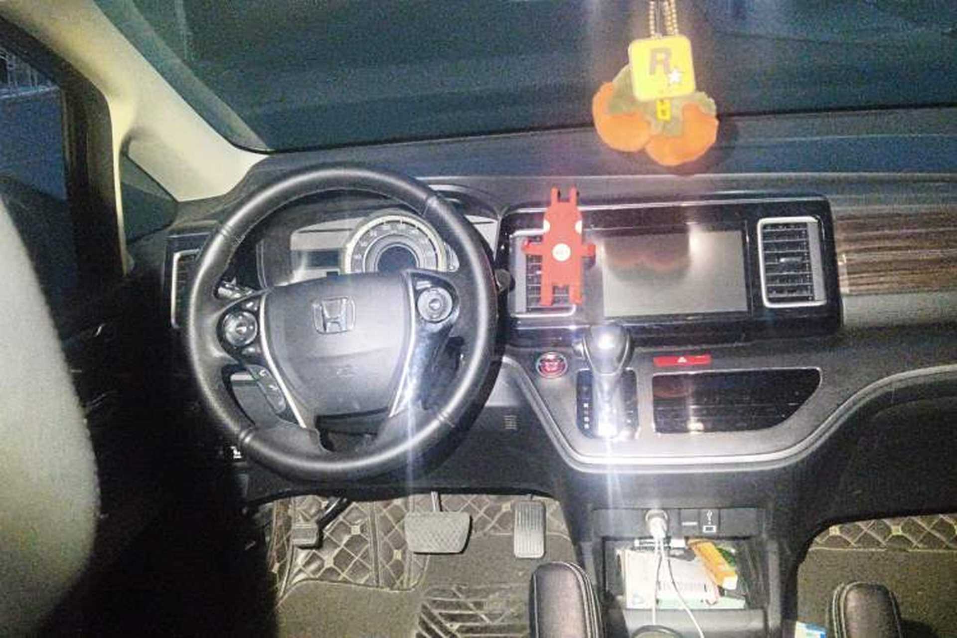 Used Honda Elysion 2016 2.4L Style Edition Steering Wheel