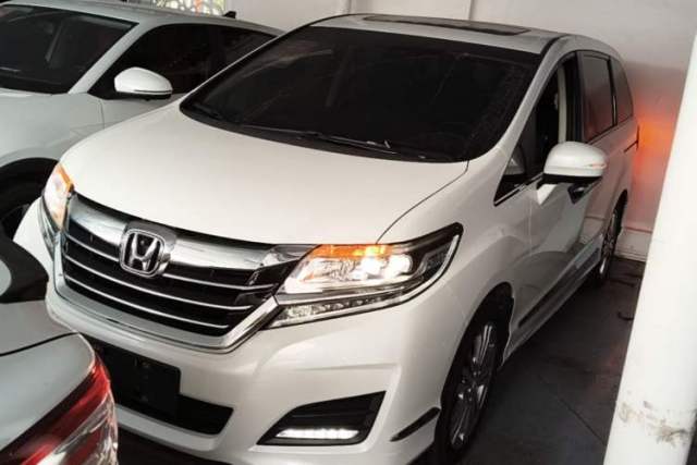 Used Honda Elysion 2016 2.4L Style Edition