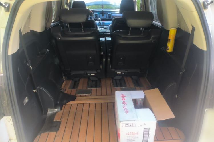 Used Honda Elysion 2016 2.4L Supreme Edition Trunk