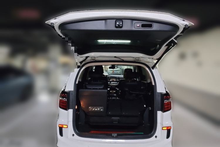 Used Honda Elysion 2016 2.4L Supreme Edition Trunk
