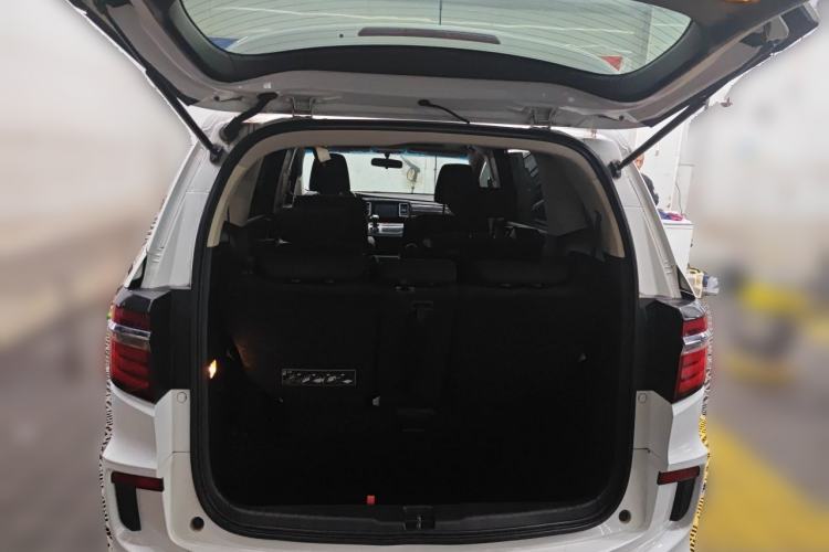 Used Honda Elysion 2016 2.4L Comfort Edition Trunk