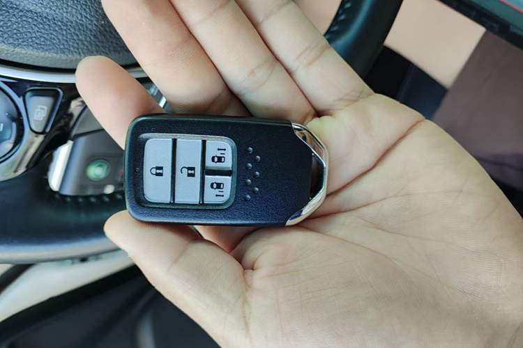 Used Honda Elysion 2016 2.4L Luxury Edition Vehicle Key