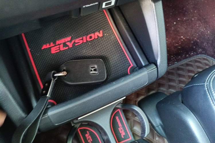 Used Honda Elysion 2016 2.4L Luxury Edition Vehicle Key