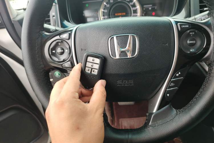 Used Honda Elysion 2016 2.4L Luxury Edition Vehicle Key