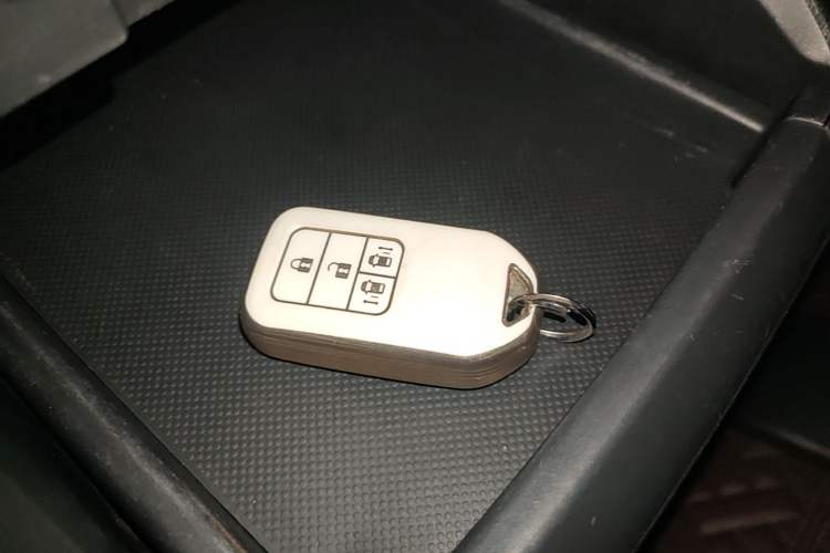 Used Honda Elysion 2016 2.4L Luxury Edition Vehicle Key