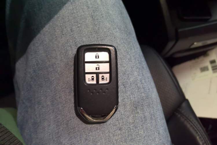 Used Honda Elysion 2016 2.4L Comfort Edition Vehicle Key