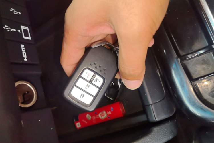 Used Honda Elysion 2016 2.4L Classic Edition Vehicle Key