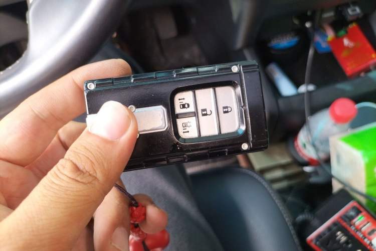 Used Honda Elysion 2016 2.4L Style Edition Vehicle Key