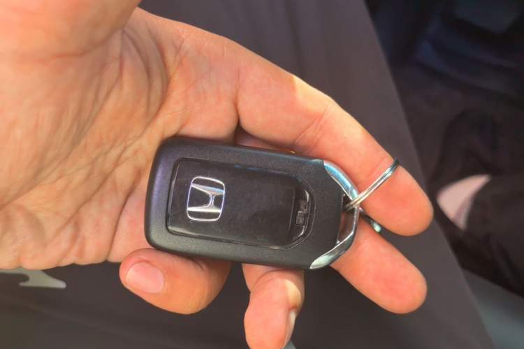 Used Honda Elysion 2016 2.4L Luxury Edition Vehicle Key