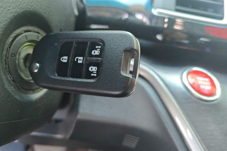 Used Honda Elysion 2016 2.4L Classic Edition Vehicle Key