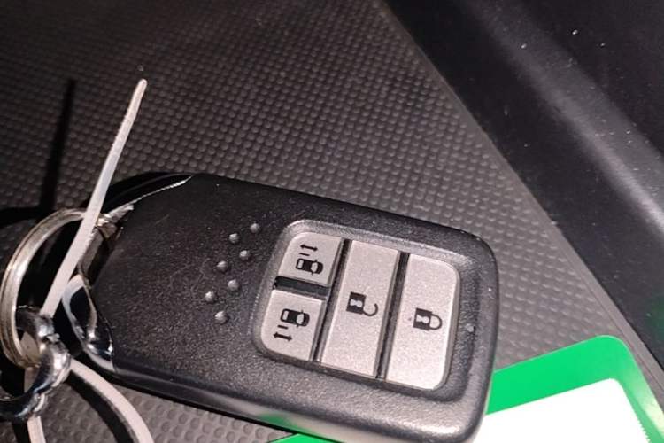 Used Honda Elysion 2016 2.4L Style Edition Vehicle Key