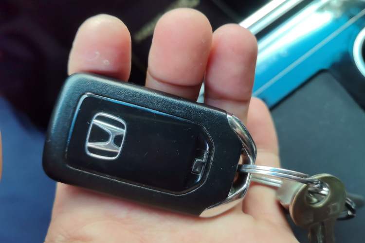 Used Honda Elysion 2016 2.4L Supreme Edition Vehicle Key
