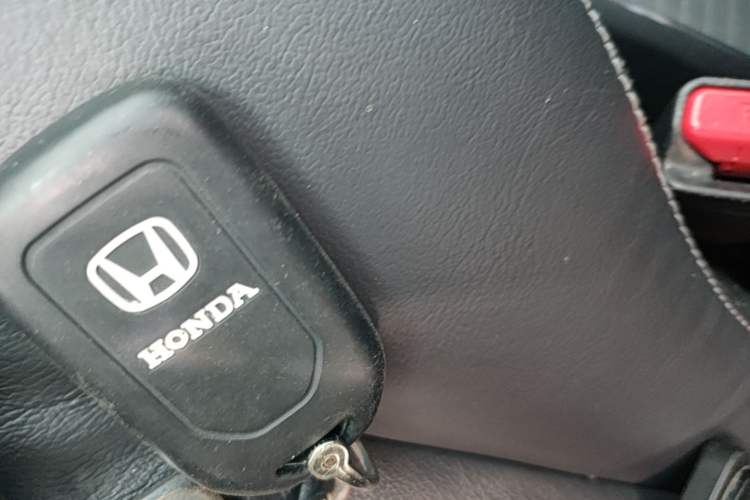 Used Honda Elysion 2016 2.4L Supreme Edition Vehicle Key