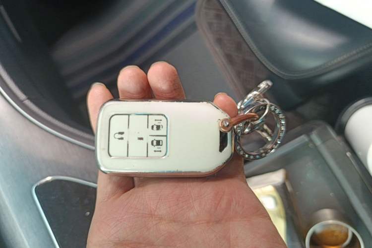 Used Honda Elysion 2016 2.4L Supreme Edition Vehicle Key