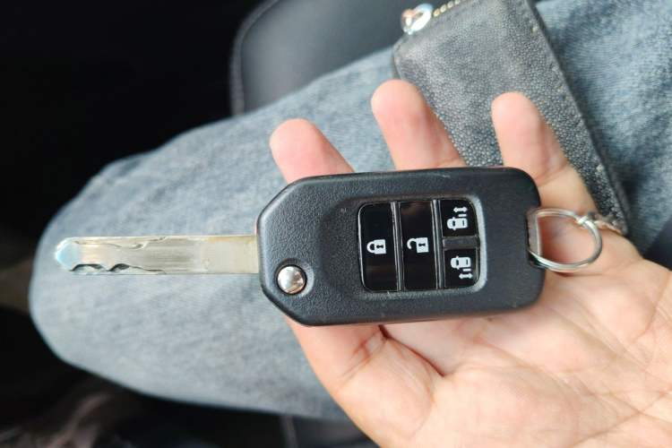 Used Honda Elysion 2016 2.4L Classic Edition Vehicle Key
