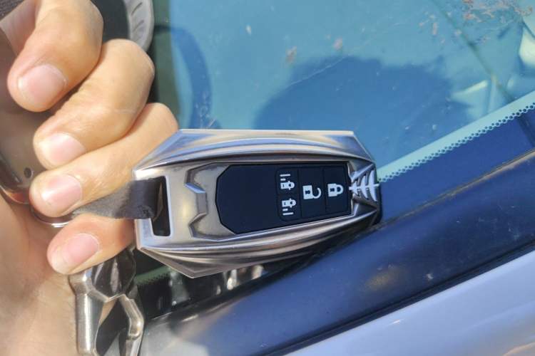 Used Honda Elysion 2016 2.4L Supreme Edition Vehicle Key