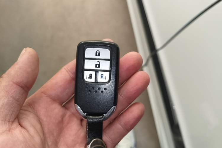Used Honda Elysion 2016 2.4L Style Edition Vehicle Key